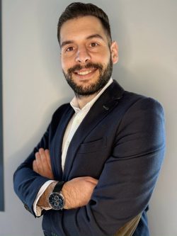 Ponente Francisco Ramirez